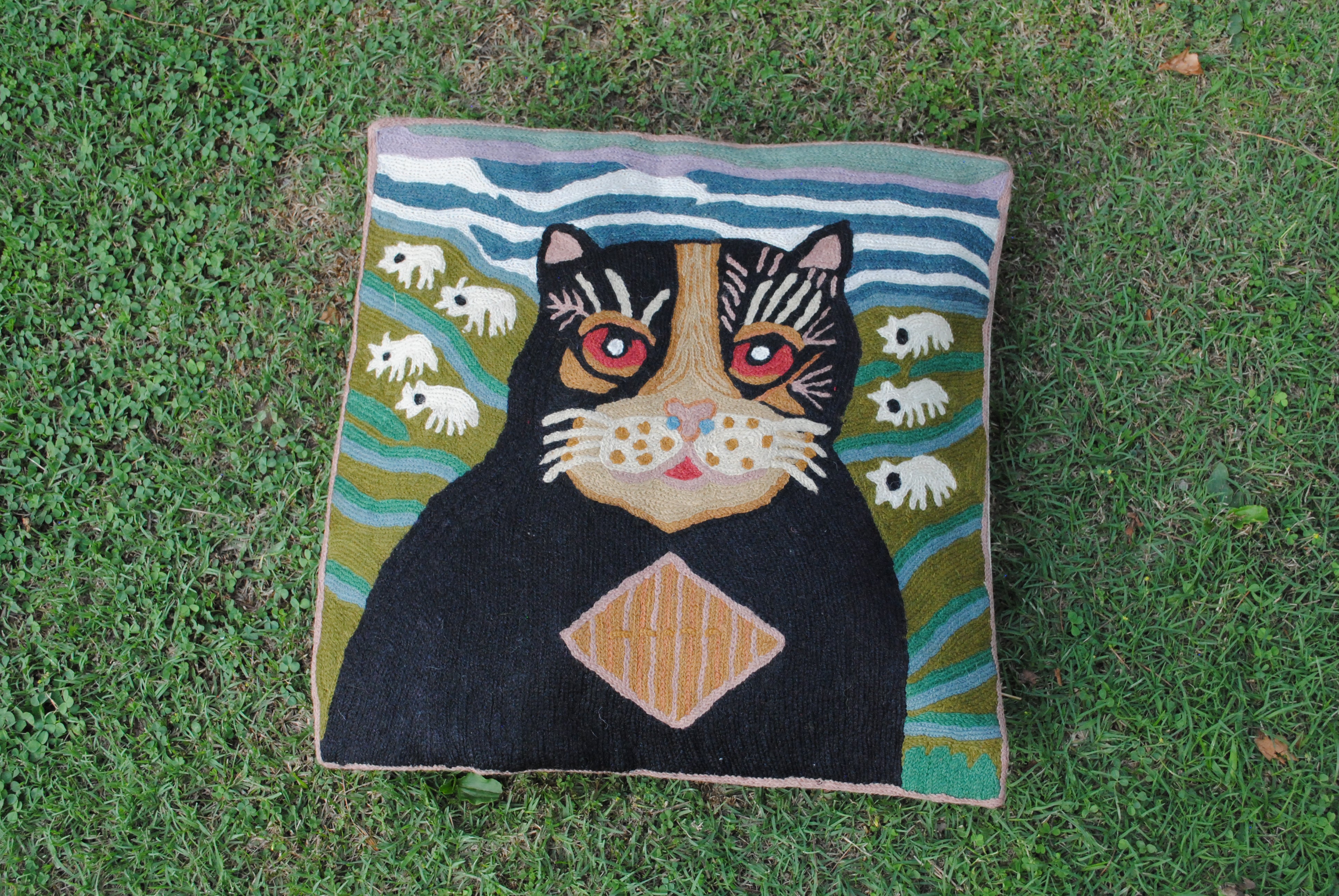 Byaer Hand Embroidered Cushion Cover