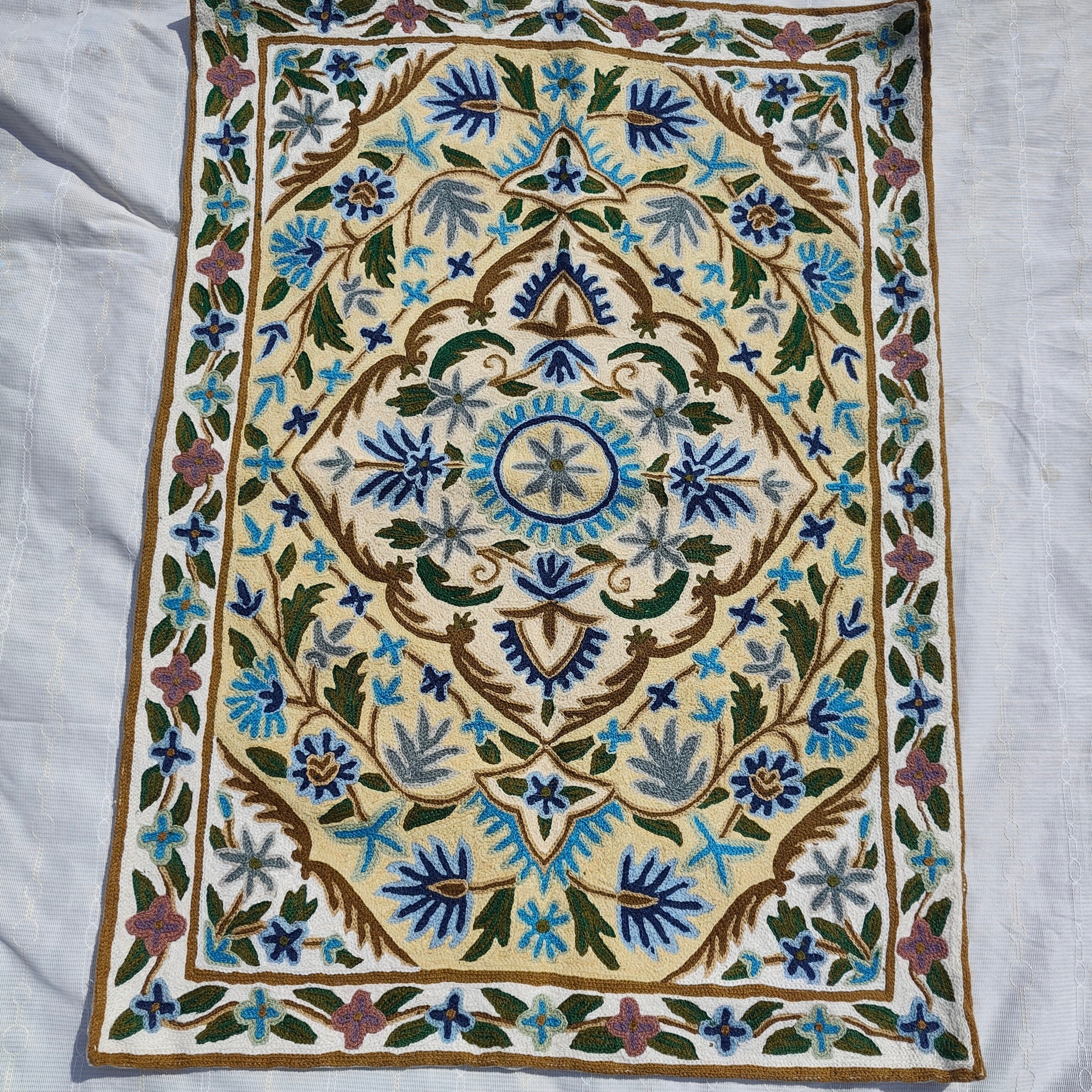 Sonth-Chain Stitch-Rug- 6/9 feet