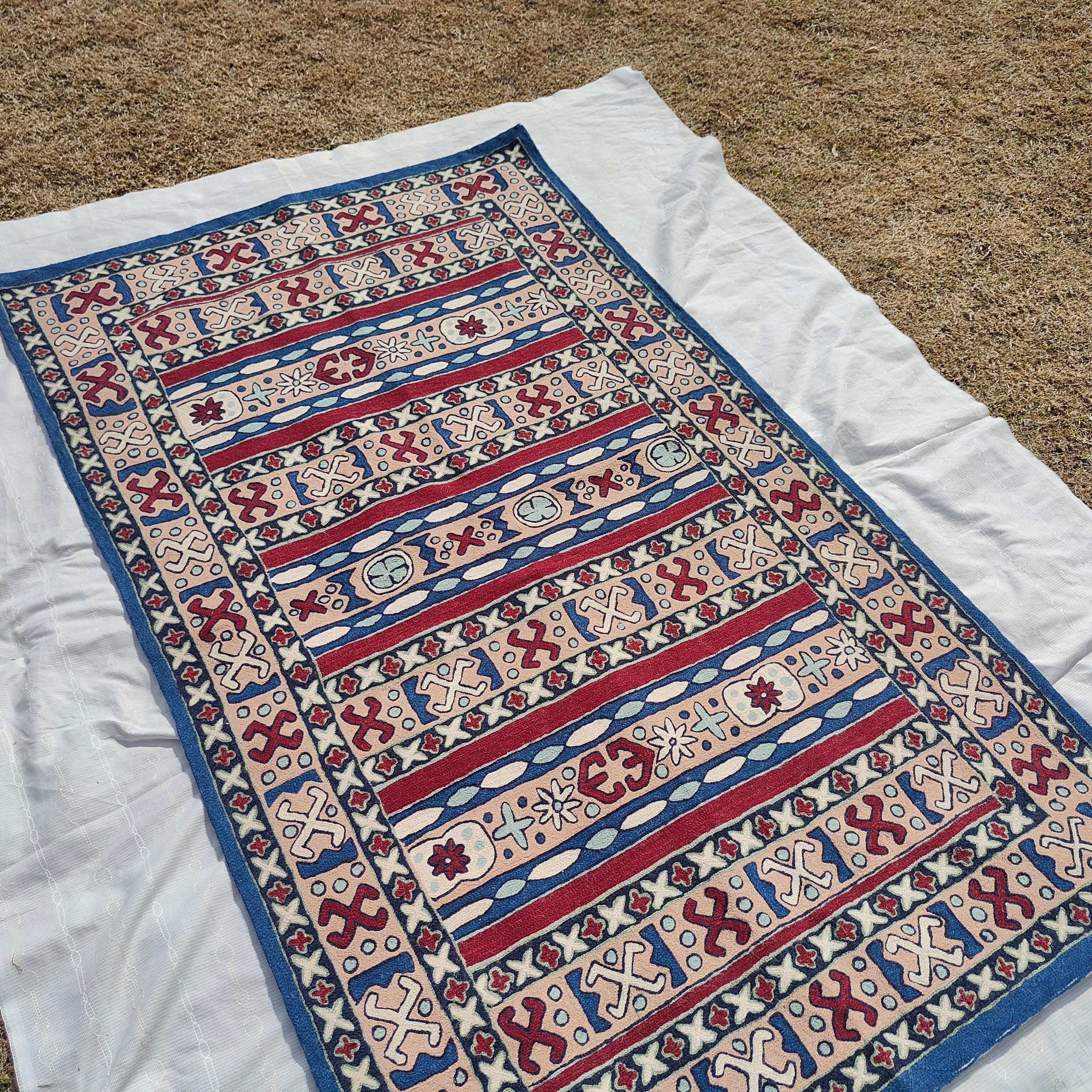 Sonth Chain Stitch-Rug-9/15 feet